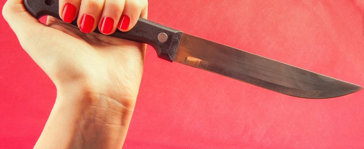 В Елизово зарезавшая сожителя рецидивистка пойдет под суд